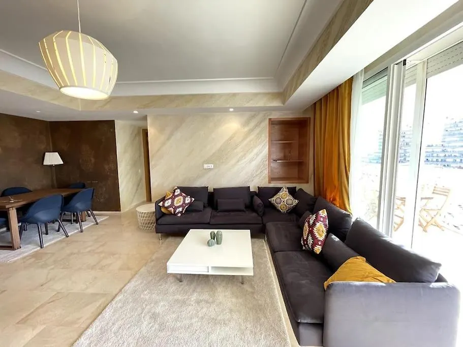 Appartement Tour Vegetale Cfc Anfa Luxury à Casablanca Maroc